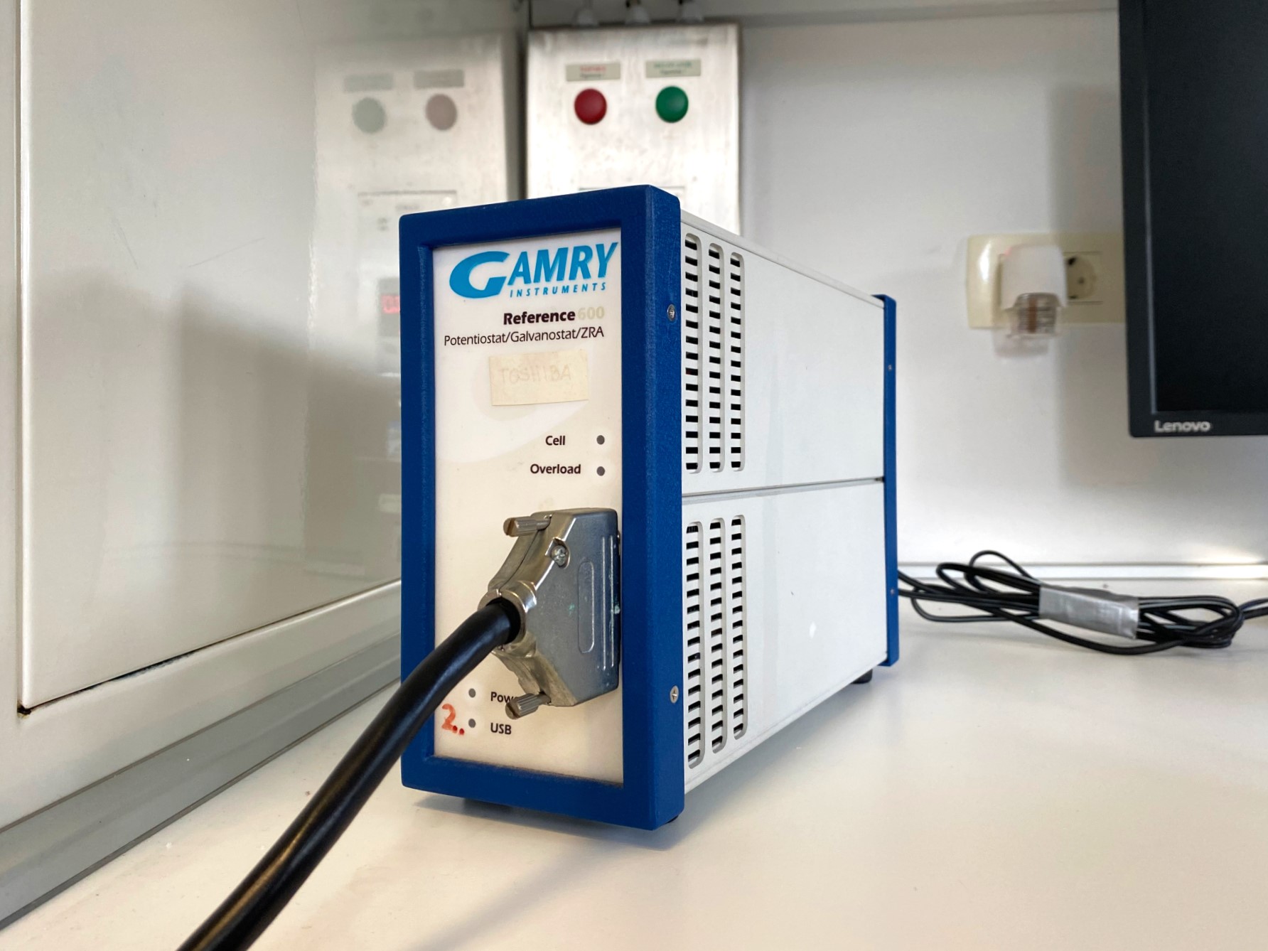 Gamry Potentiostat/Galvanostat – Reference 600